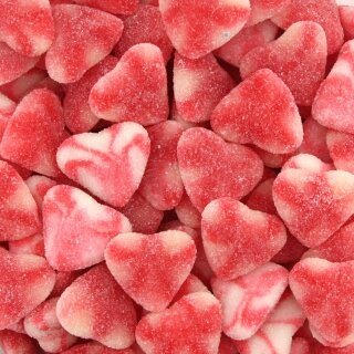 Cuore cremoso con un tocco dolce di fragola